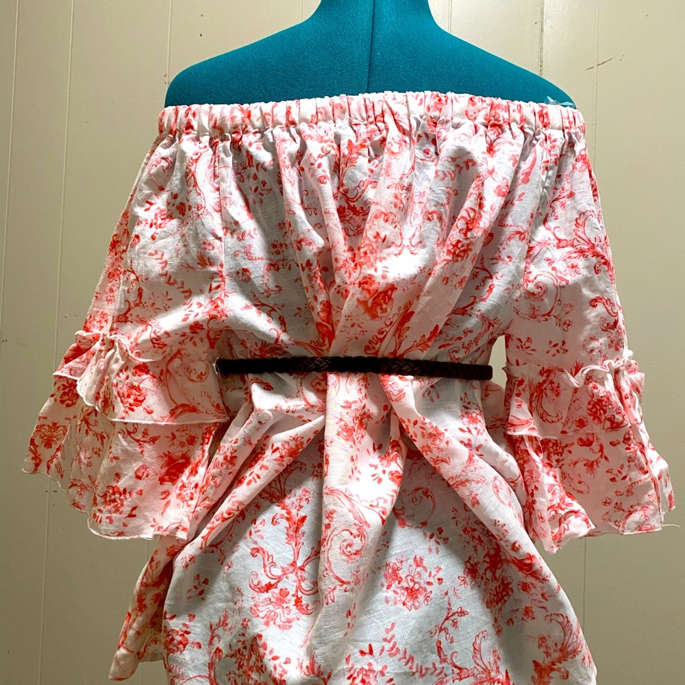 NWT Peasant off the shoulders blouse, size XL